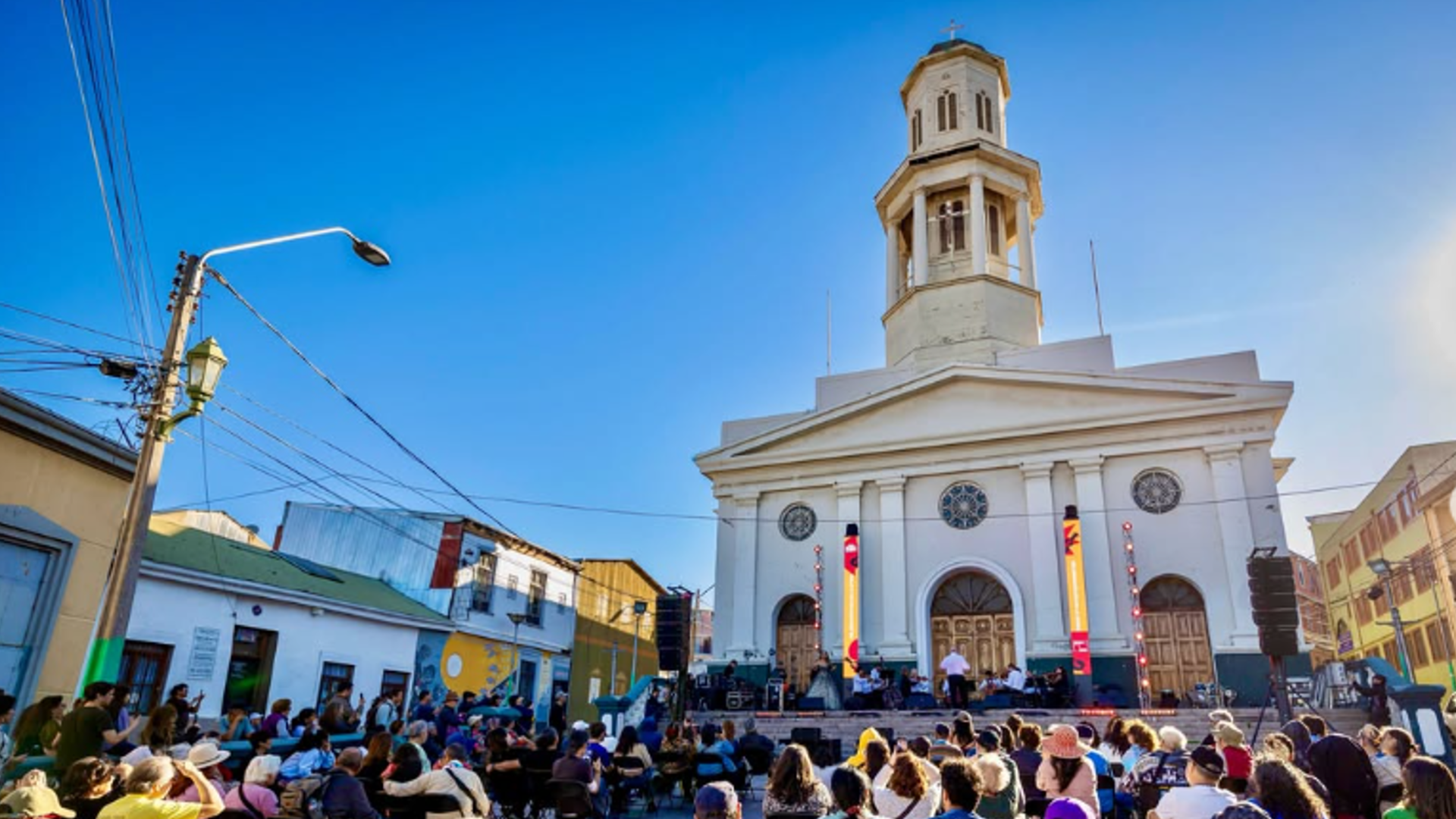 Fotografía - Día de la Música - Frontis Iglesia La Matriz