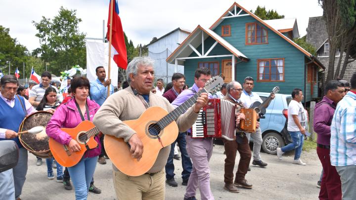 Comunidad celebra la rehabilitación de la iglesia de Calen, proyecto financiado por el Fondo del Patrimonio Cultural