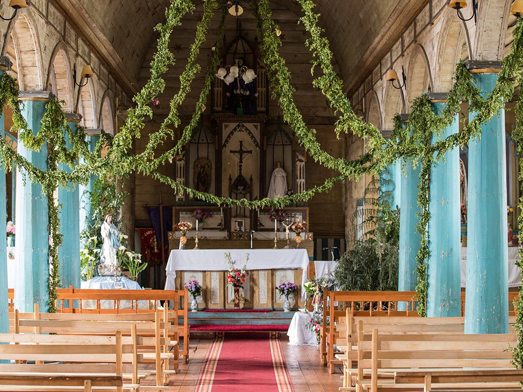 Interior de la Iglesia Jesús Nazareno de Aldachildo