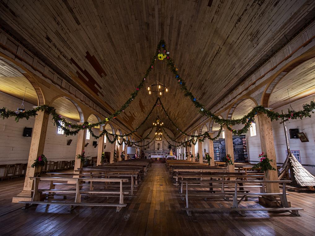 Interior de la Iglesia Nuestra Señora de Gracia de Villa Quinchao