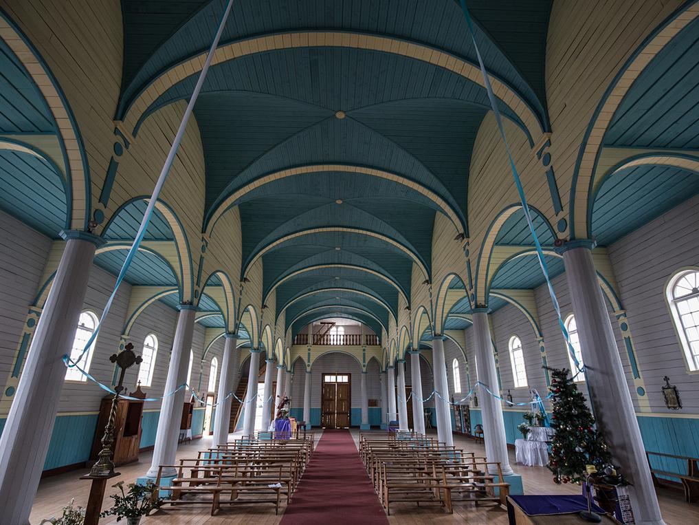 Interior de la Iglesia Santa María de Rilán
