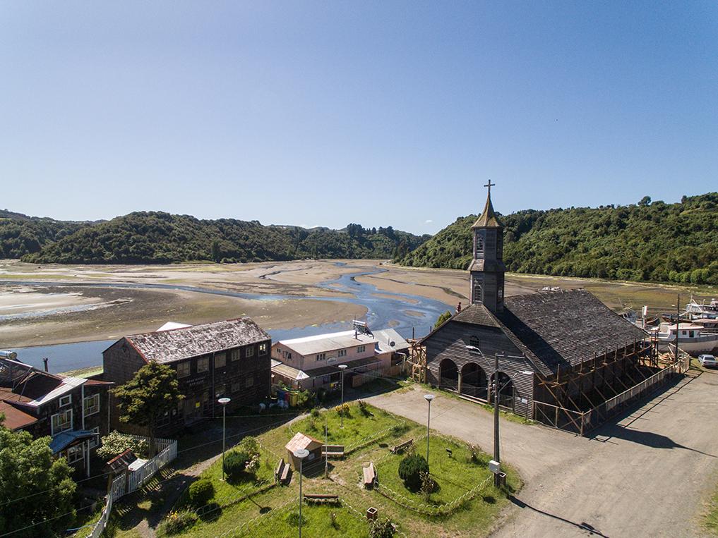 Vista de San Juan y su Iglesia