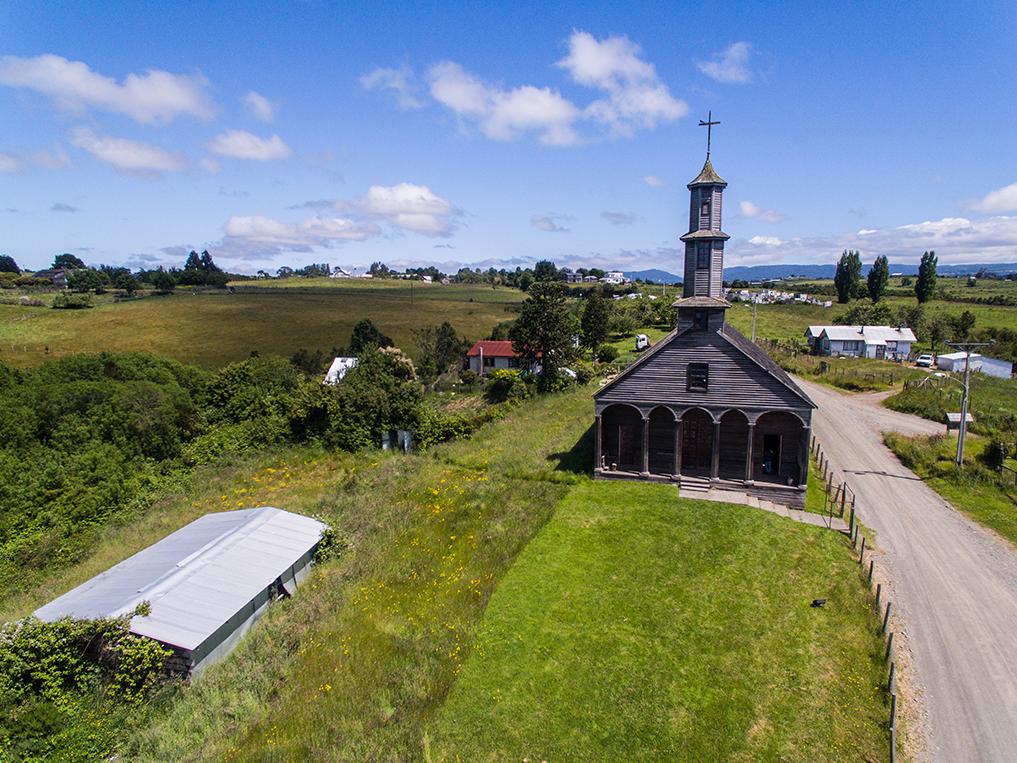 Vista de Vilupulli y su Iglesia