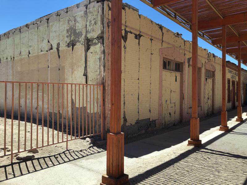 Restauración de botica de Huara