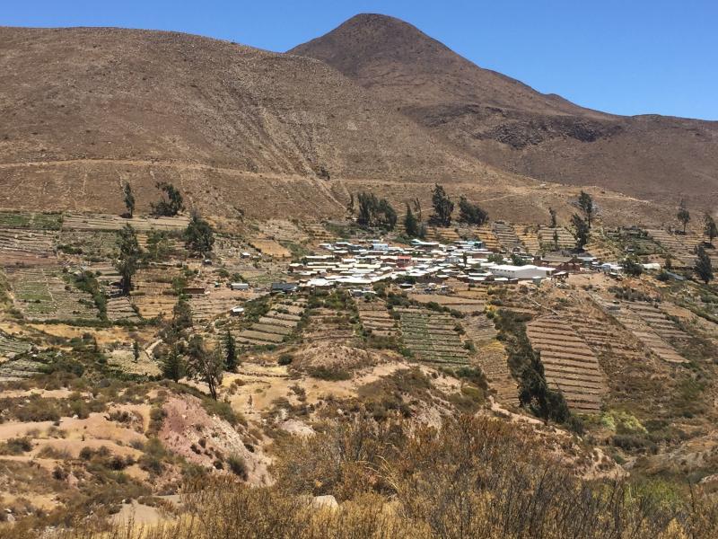 “Panorámica del poblado de Socoroma y sus extensas andenerías, vistas desde el Qhapaq Ñan, Ruta de la Sierra, Subtramo Putre - Zapahuira, Comuna de Putre, Región de Arica y Parinacota” “Panorámica del poblado de Socoroma y sus extensas andenerías, vistas desde el Qhapaq Ñan, Ruta de la Sierra, Subtramo Putre - Zapahuira, Comuna de Putre, Región de Arica y Parinacota”